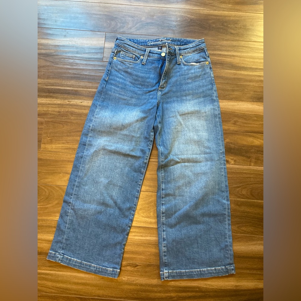 Wide leg jeans